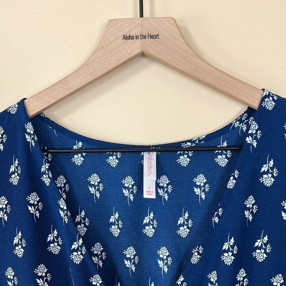 𝅺LIGHTWEIGHT long sleeve Patterned dress - Picture 3 of 6